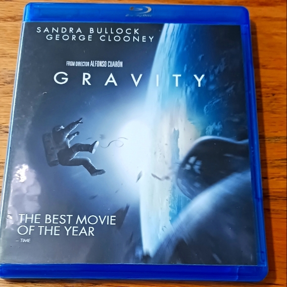 GRAVITY on BLU-RAY Sandra Bullock - Picture 1 of 2